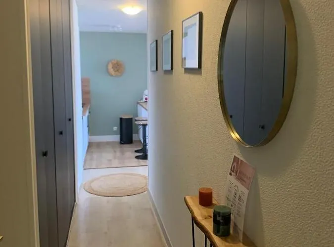 Marinella, Vue Panoramique, Superbe T2 A 150 M Ajaccio (Corsica)