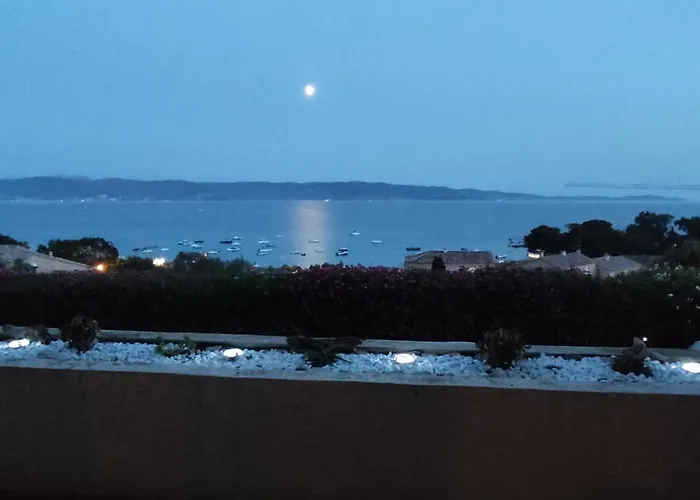 Marinella, Vue Panoramique, Superbe T2 A 150 M Apartment *